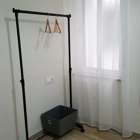 Apartment Eduardo Lucena 5, Flamenco