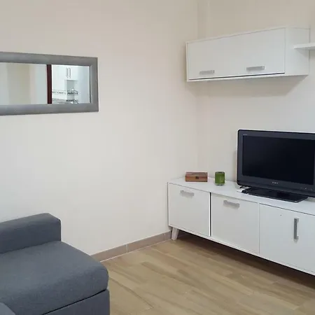 Apartment Eduardo Lucena 5, Flamenco